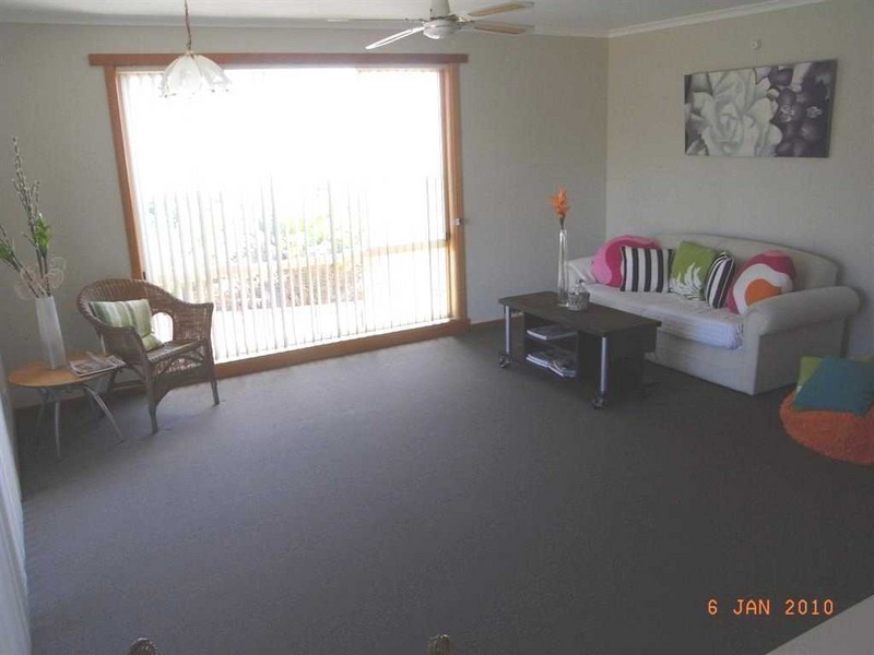 1/17 DOOLEY ST, Ulverstone TAS 7315