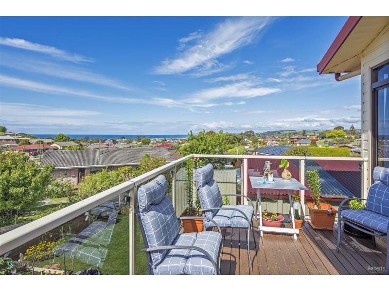 14 Jowett Street, West Ulverstone TAS 7315