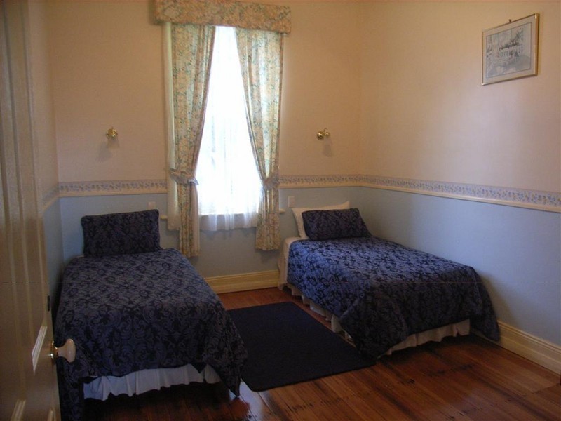 1-3 Victoria Street, Ulverstone TAS 7315