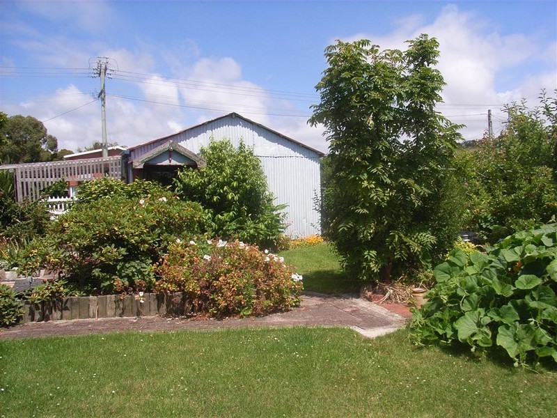 2 Finch Street, Ulverstone TAS 7315
