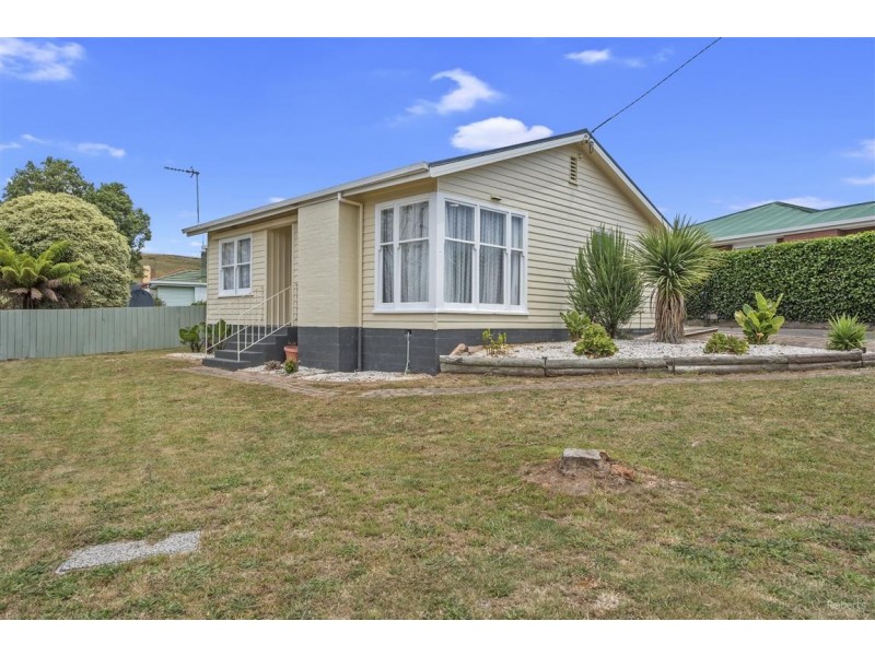 7 Henslowes Road, Ulverstone TAS 7315