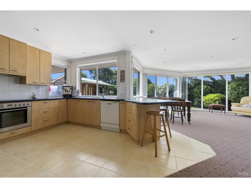68 Upper Maud Street, West Ulverstone TAS 7315