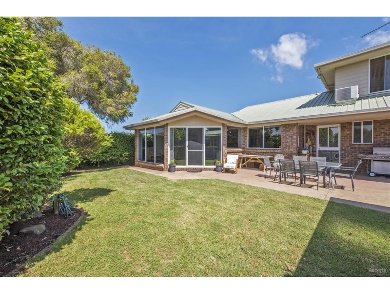 68 Upper Maud Street, West Ulverstone TAS 7315