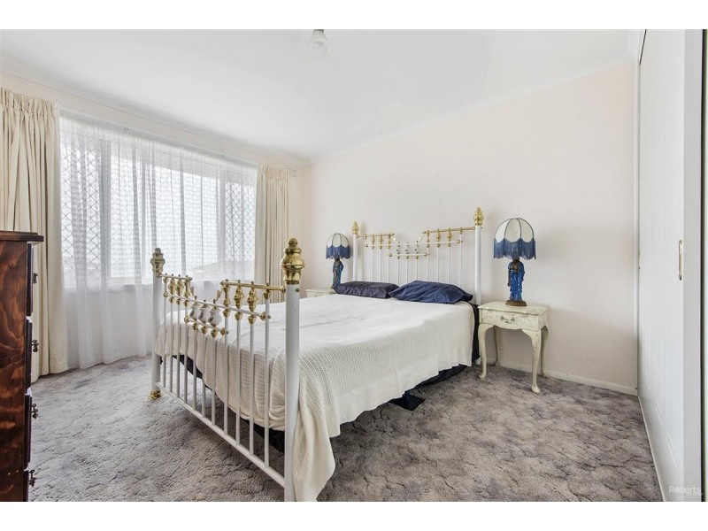 1 Highfield Crescent, West Ulverstone TAS 7315