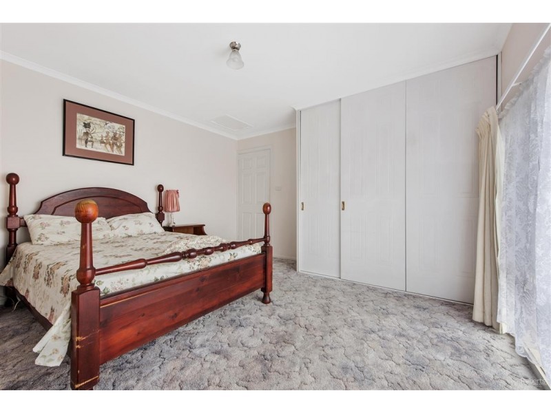 1 Highfield Crescent, West Ulverstone TAS 7315