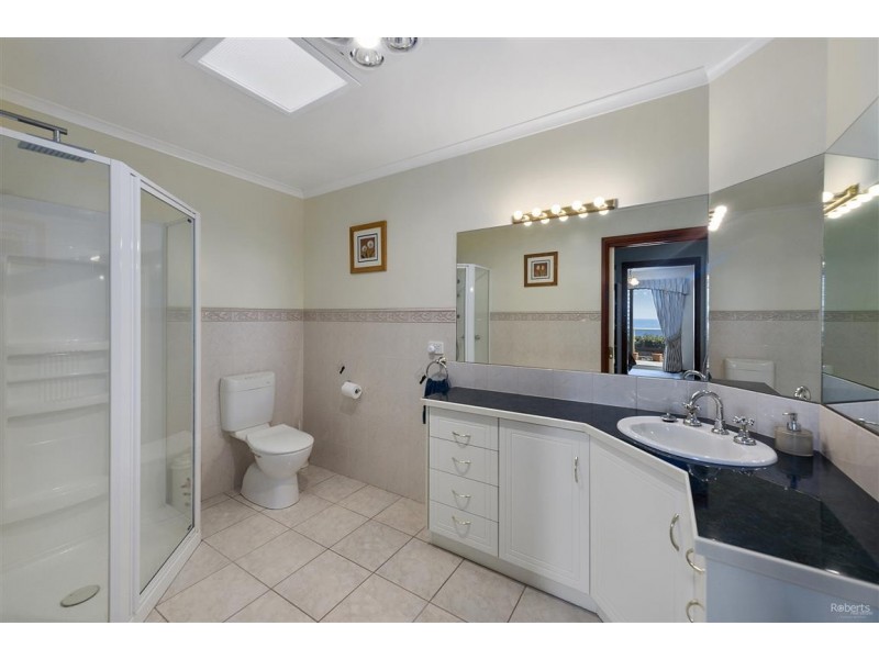 2 Miami Place, West Ulverstone TAS 7315