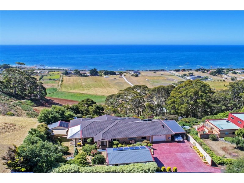 2 Miami Place, West Ulverstone TAS 7315