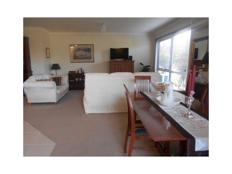 2/17 Amber Court, Ulverstone TAS 7315