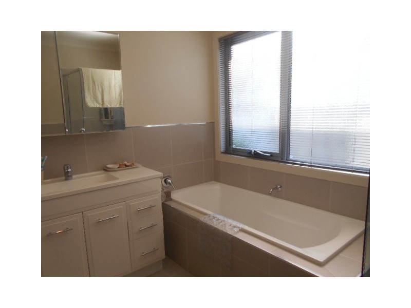 2/17 Amber Court, Ulverstone TAS 7315