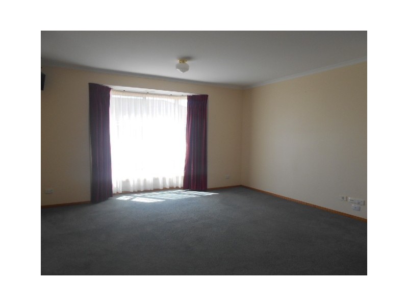 2/17 Lovett Street, Ulverstone TAS 7315