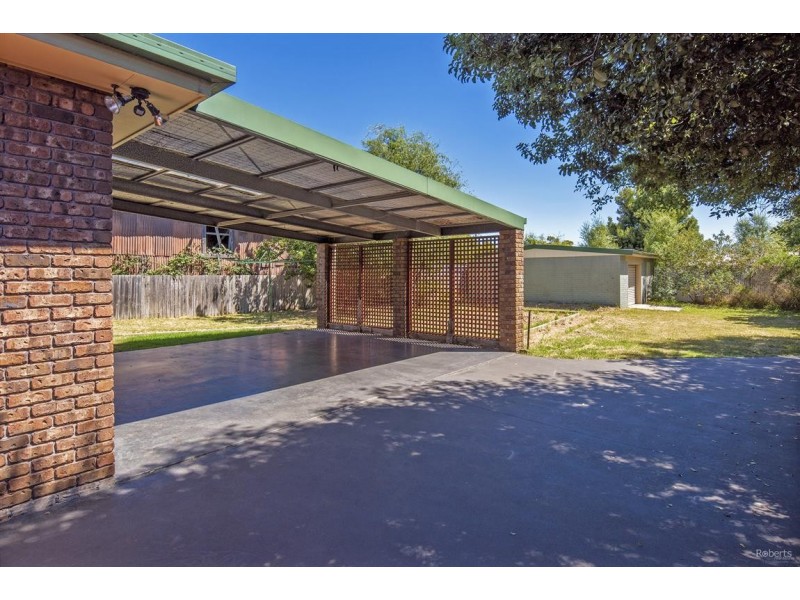 2 Lowry Place, Turners Beach TAS 7315