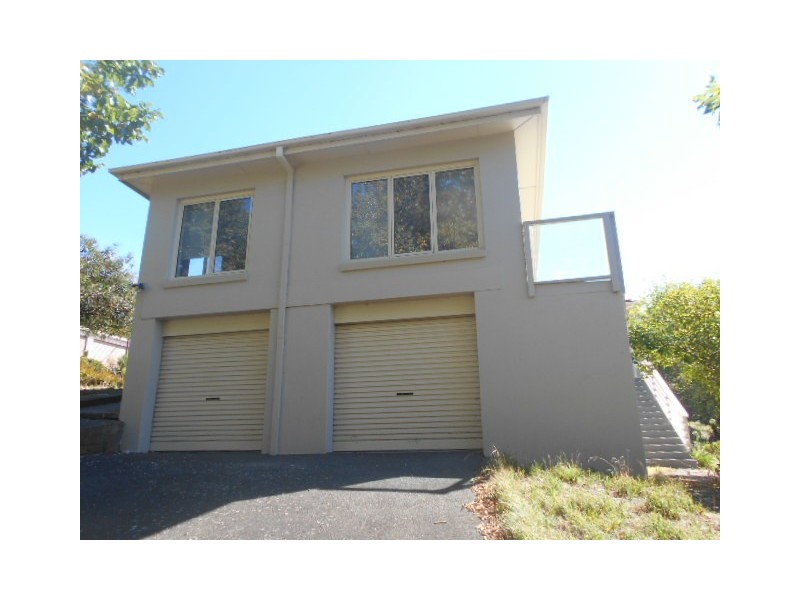 527 Penguin Road, Penguin TAS 7316