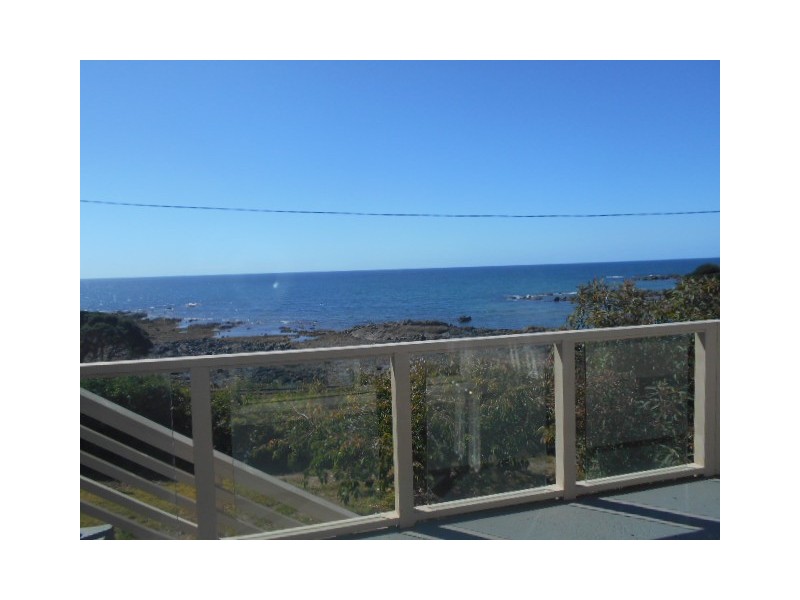 527 Penguin Road, Penguin TAS 7316