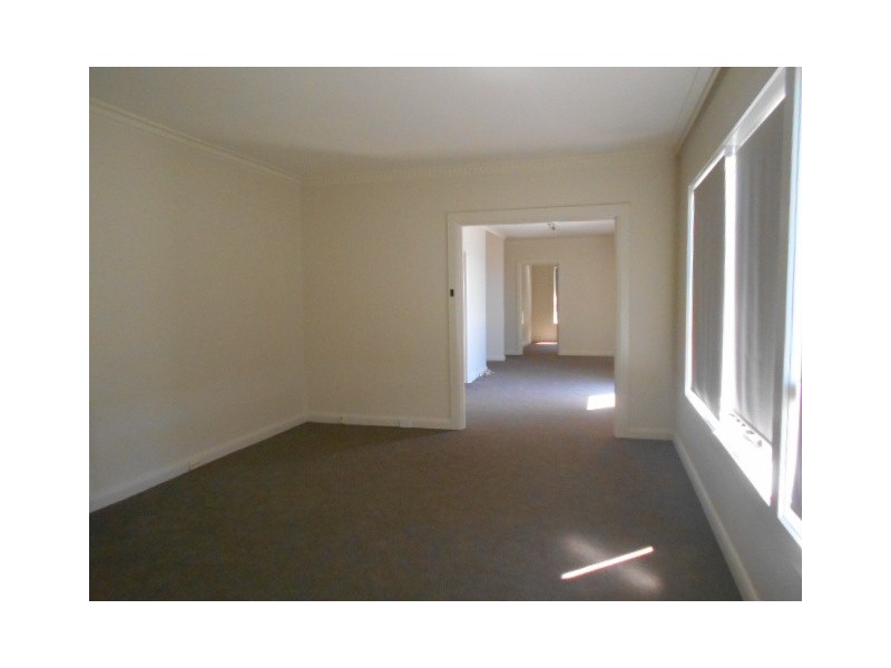 527 Penguin Road, Penguin TAS 7316