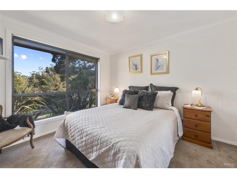 2B Bladen-Lee Crescent, West Ulverstone TAS 7315