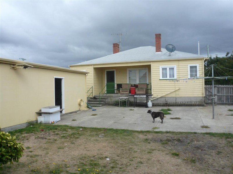 65 Main Street, Ulverstone TAS 7315