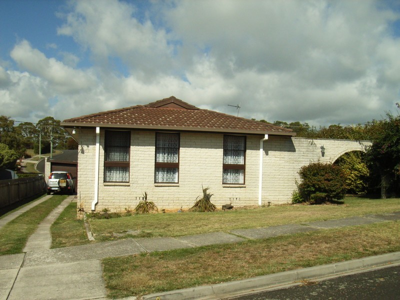 9 Richardson Street, Ulverstone TAS 7315