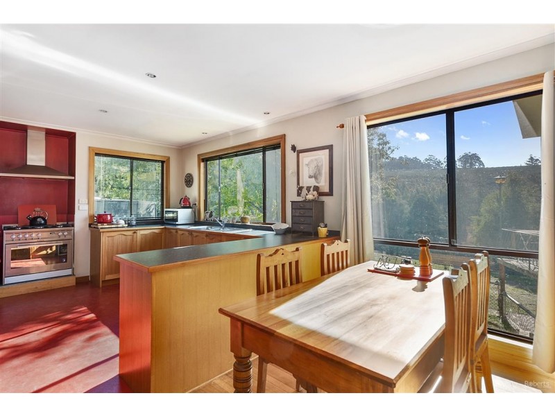 92 Cradle Mountain Road, Wilmot TAS 7310