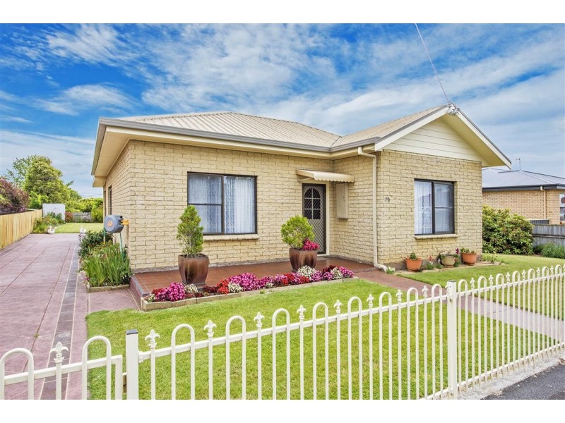70 Main Street, Ulverstone TAS 7315