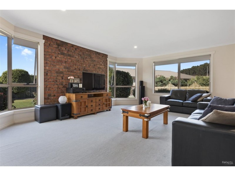 10 Banks Place, Turners Beach TAS 7315