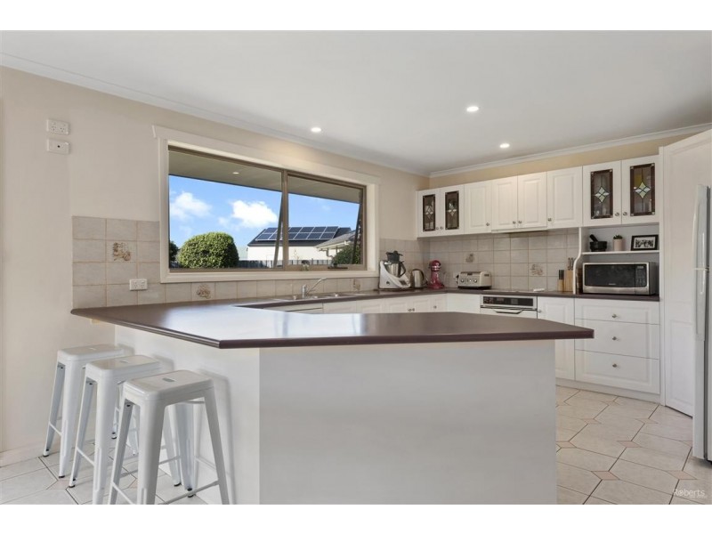 10 Banks Place, Turners Beach TAS 7315