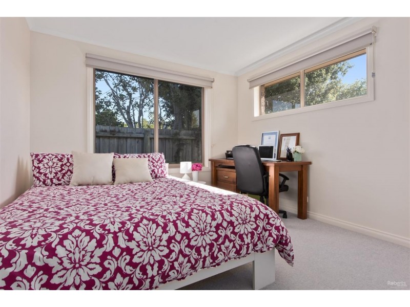 10 Banks Place, Turners Beach TAS 7315