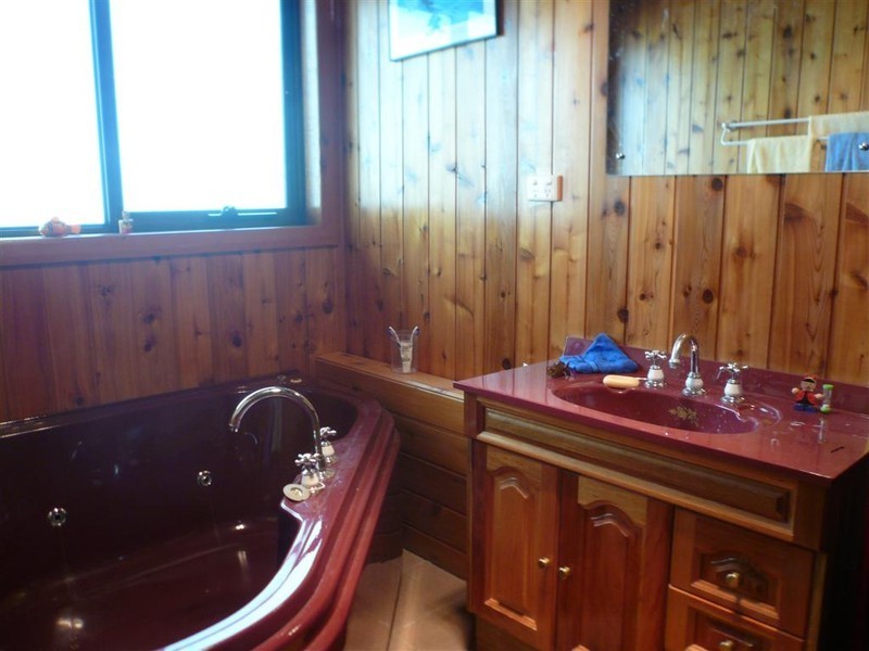 Cnr Swamp and Kindred Roads, Kindred TAS 7310