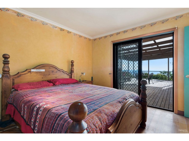79 Zig Zag Road, Sulphur Creek TAS 7316
