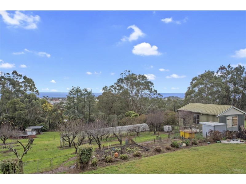 16 Merinda Drive, Ulverstone TAS 7315