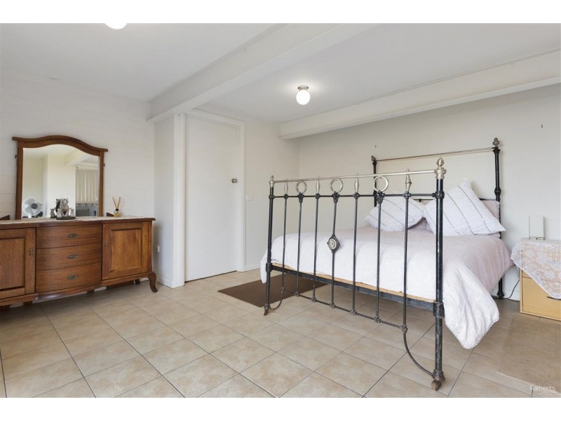 16 Merinda Drive, Ulverstone TAS 7315