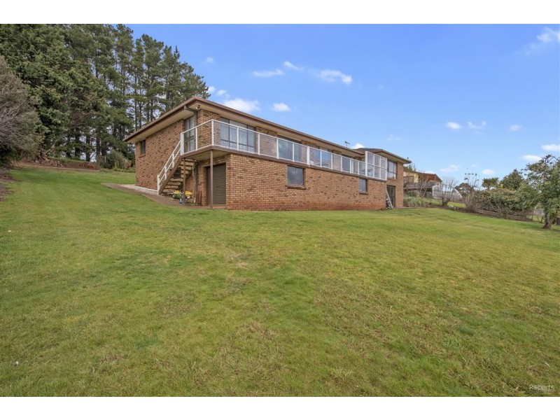 16 Merinda Drive, Ulverstone TAS 7315