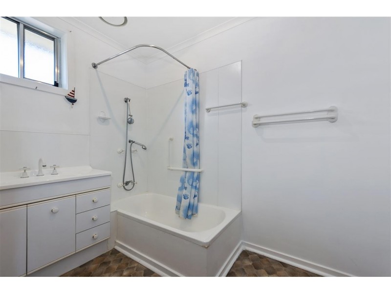 11 Barker Street, Ulverstone TAS 7315