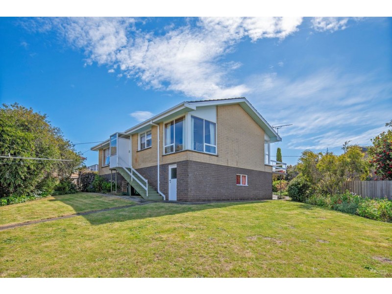 67 Upper Maud Street, West Ulverstone TAS 7315