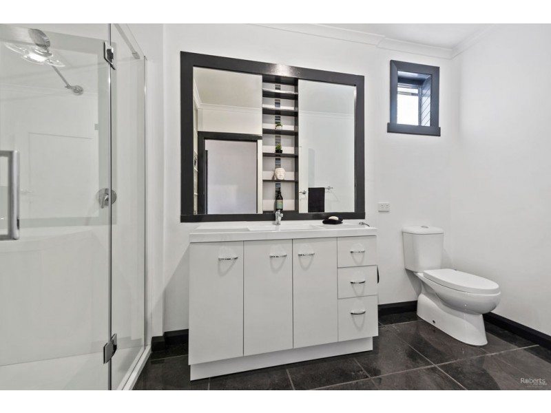 83 Leven Street, Ulverstone TAS 7315