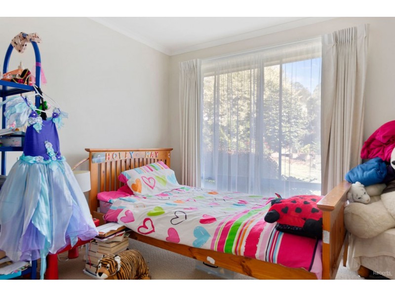 29 South Road, Penguin TAS 7316