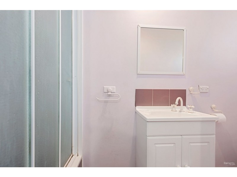 29 South Road, Penguin TAS 7316
