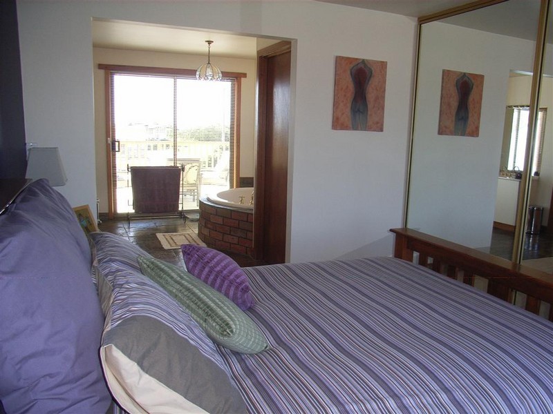 16 Ocean Drive, Ulverstone TAS 7315