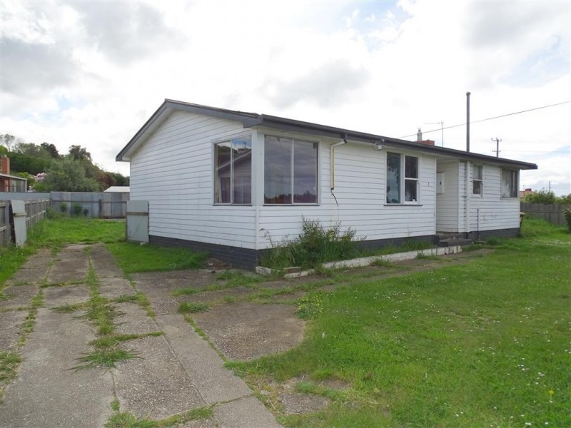 2 Charleston Crescent, Ulverstone TAS 7315