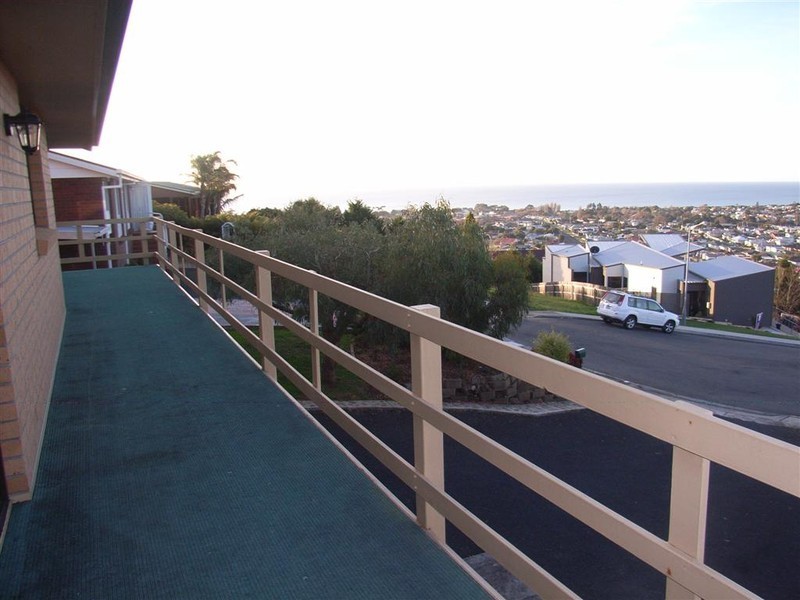 2 Maple Court, Ulverstone TAS 7315