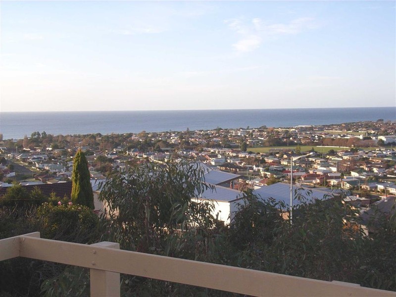 2 Maple Court, Ulverstone TAS 7315