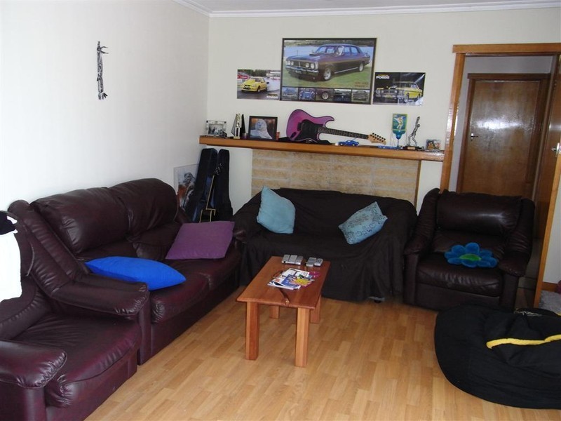 5 South Road, Penguin TAS 7316