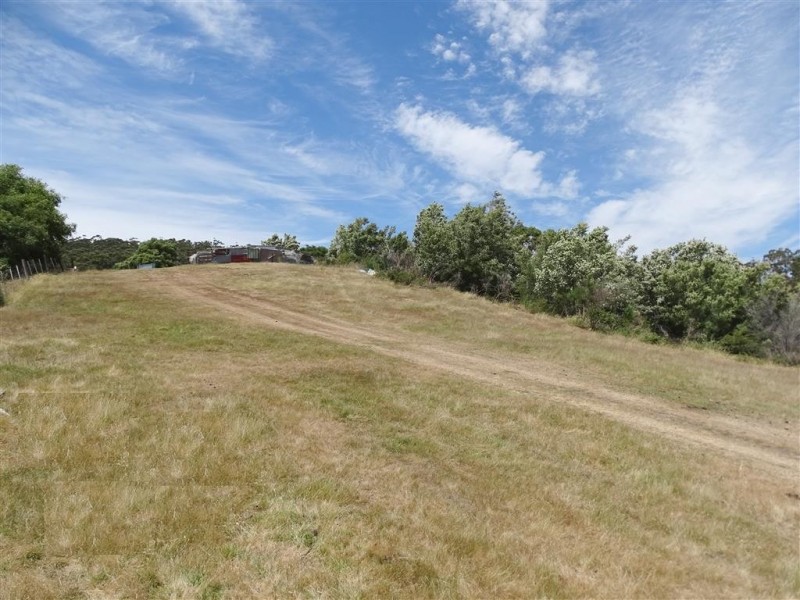 . Castra Road, Ulverstone TAS 7315