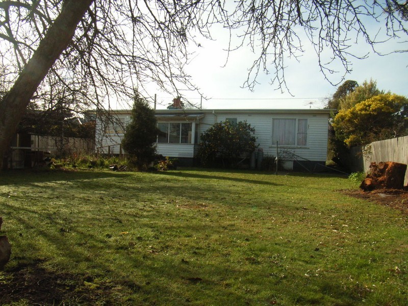 2 McDonald Street, Ulverstone TAS 7315