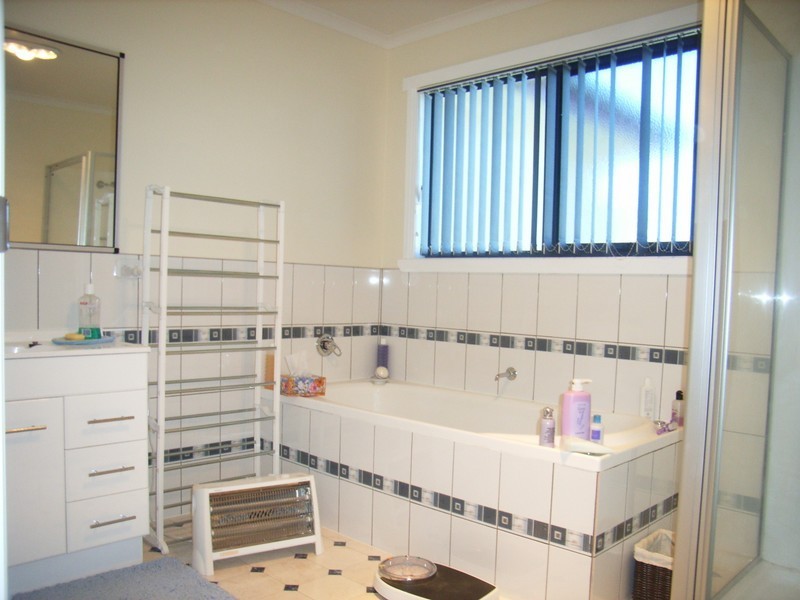 4 Moore Street, Ulverstone TAS 7315