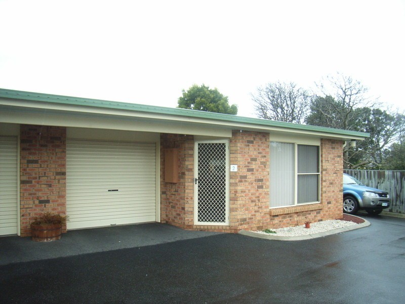 Unit 2 / 3 Riverside Avenue, Ulverstone TAS 7315