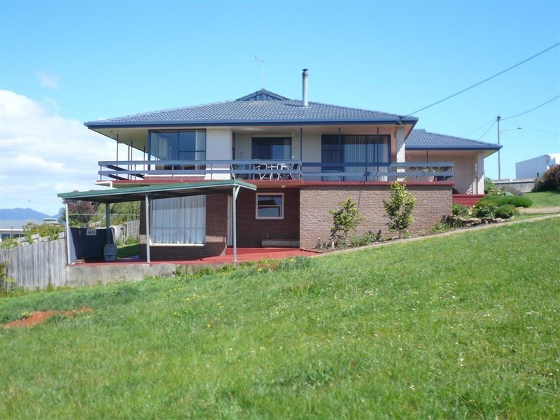 61 Upper Maud Street, Ulverstone TAS 7315