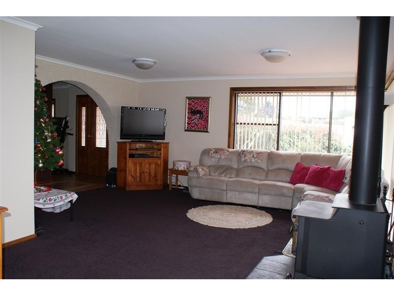 61 Upper Maud Street, Ulverstone TAS 7315