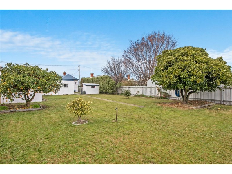 6 Fulton Street, Ulverstone TAS 7315