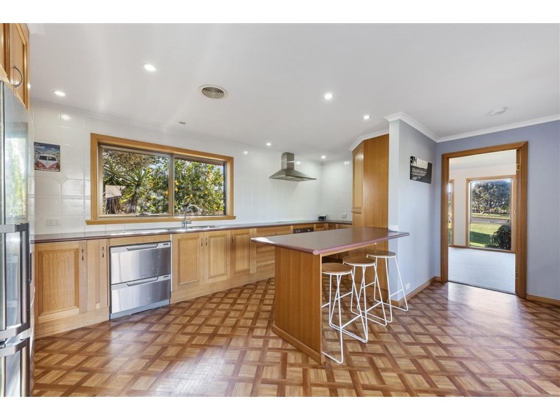 31 West Ridge Road, Penguin TAS 7316