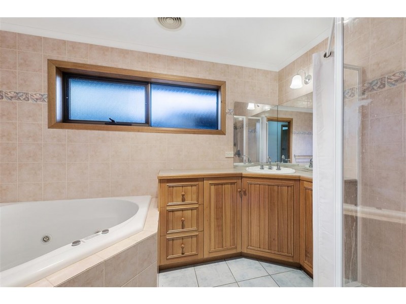 31 West Ridge Road, Penguin TAS 7316